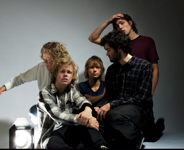 HUMAK: YOGA FIRE + KAKKMADDAFAKKA + AUKSJON